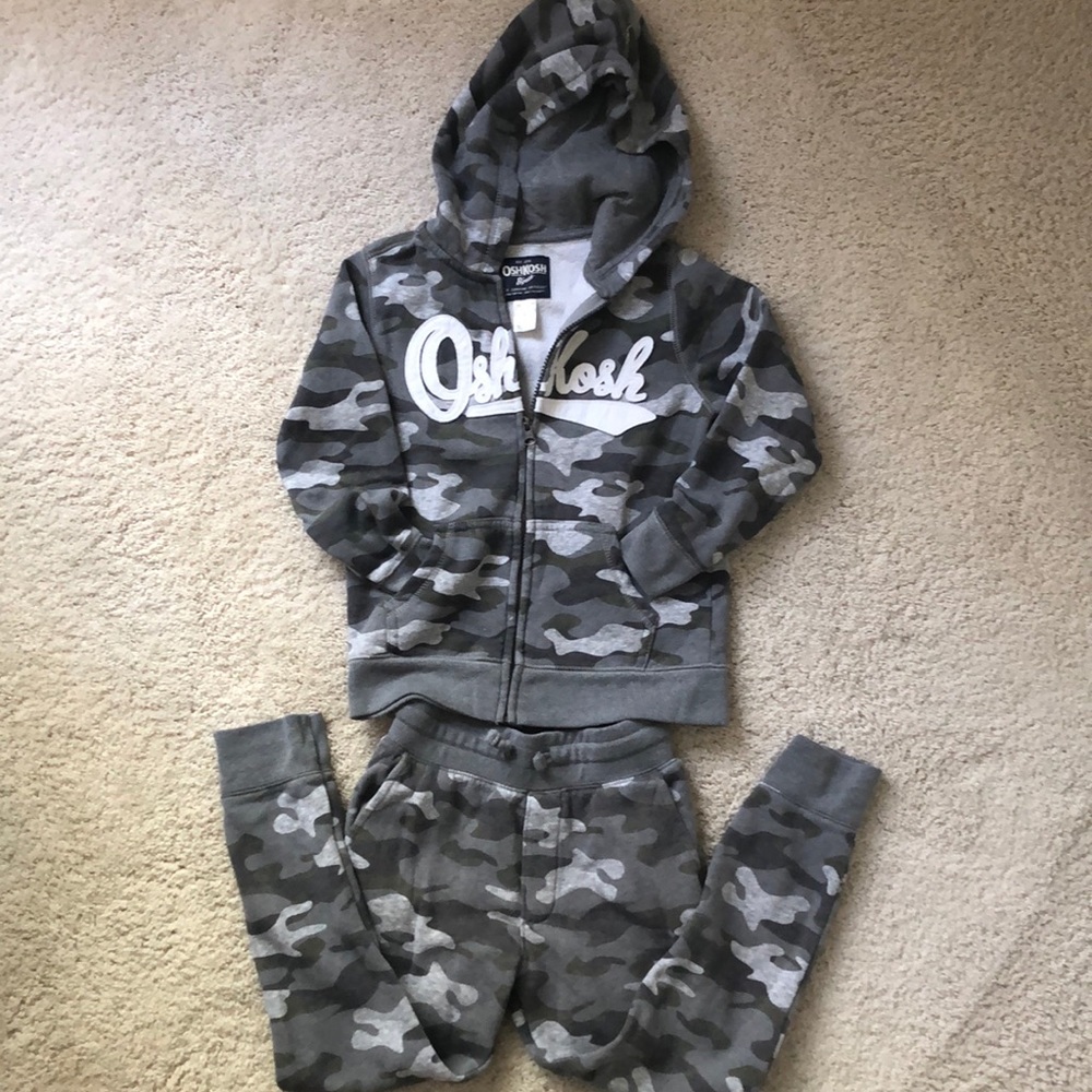💙 OshKosh Jogger Outfit! size 6